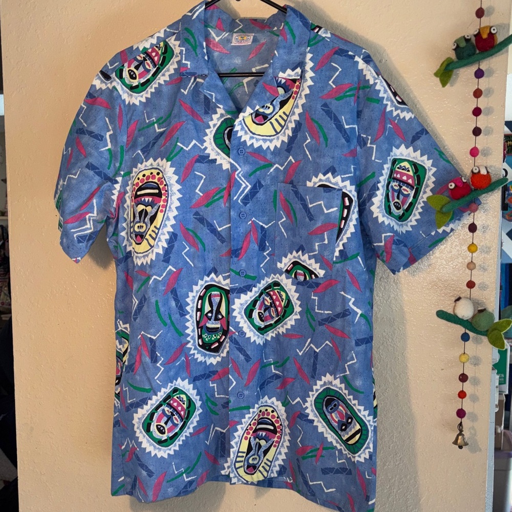 VINTAGE NWOT MERVYNS PARADISE BEACH BLUB Button Down Collared Short